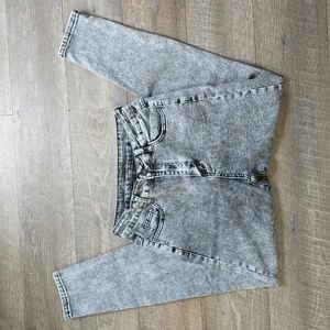 Acid Wash Jeans